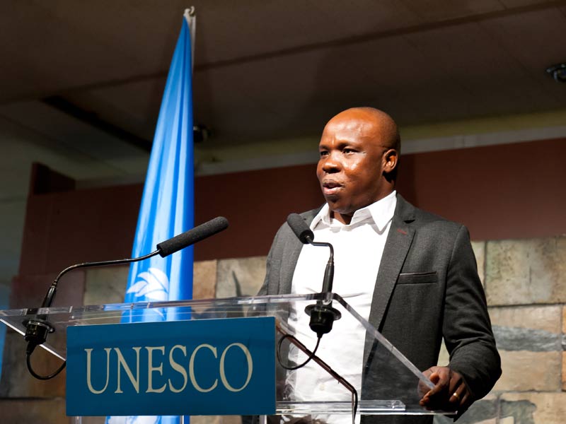 A'Salfo, le leader du groupe Magic System .(ph) Unesco