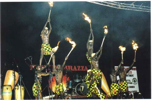 Une scène du Festival Feux de Brazza . (ph) www.africatopsuccess.com