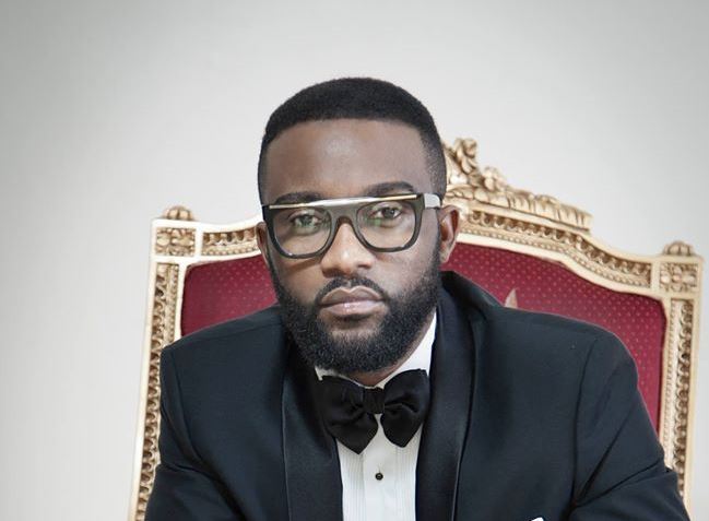 Fally Ipupa (ph). Facebook
