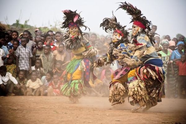 Gule Wamkulu. Photo: www.africawildtruck.com