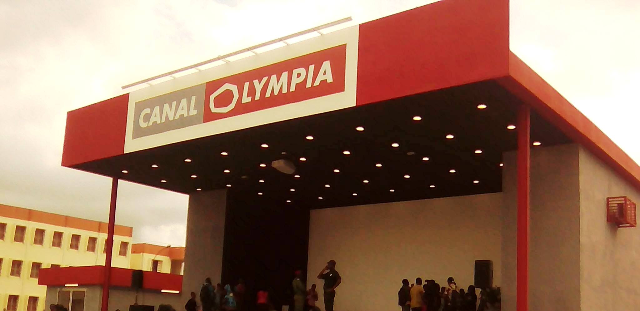 Le CanalOlympia (Yaoundé) vu de l'extérieur. Photo: Facebook.
