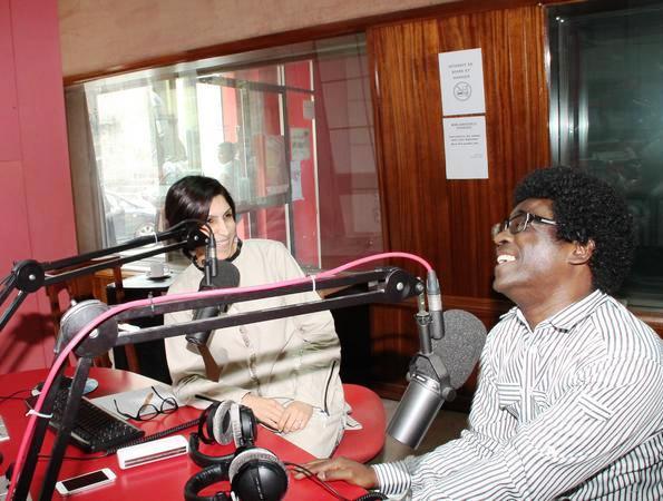 L'artiste mauricien Maista à Radio One . Photo: maurice-info.mu