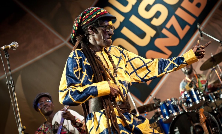 Senegalese musician Cheikh Lo performing at Sauti za Busara festival. Photo: Busara Promotions