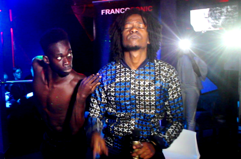 Nicolas Job interpretant le titre Ange Etrange (Photo) : Pascal Nampemala Traoré