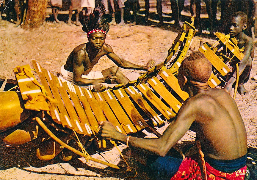 Instrumentistes traditionnels du Tchad (Photo) : i.pinimg.com