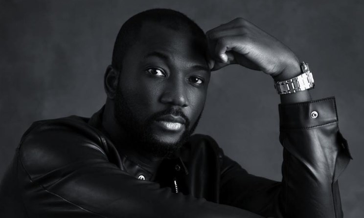 Since the start of his music career, Emmerson has been critical of the Sierra Leone government.