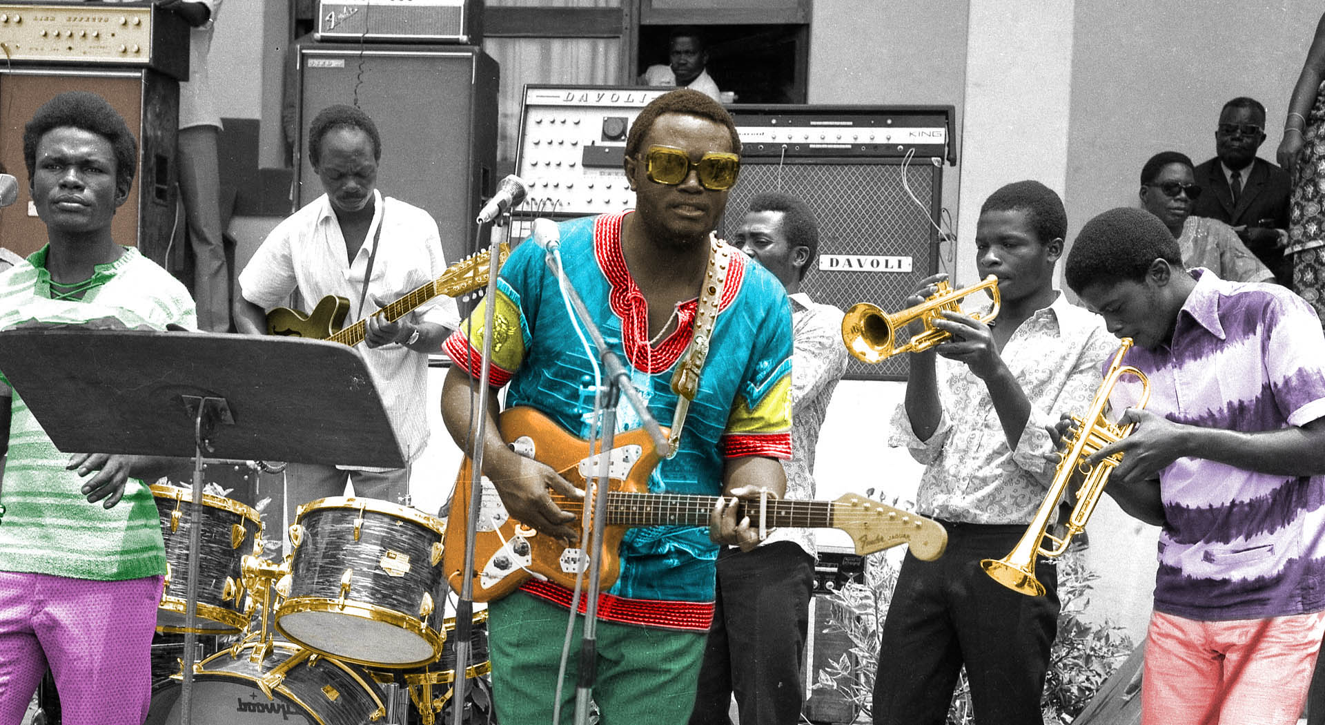 Le musicien congolais Franco Luambo Makiadi et son groupe Tout Puissant OK Jazz. Photo : Droit réservé.