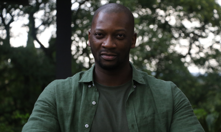 Singuila lors de sa visite dans nos locaux (Photo) : Music In Africa