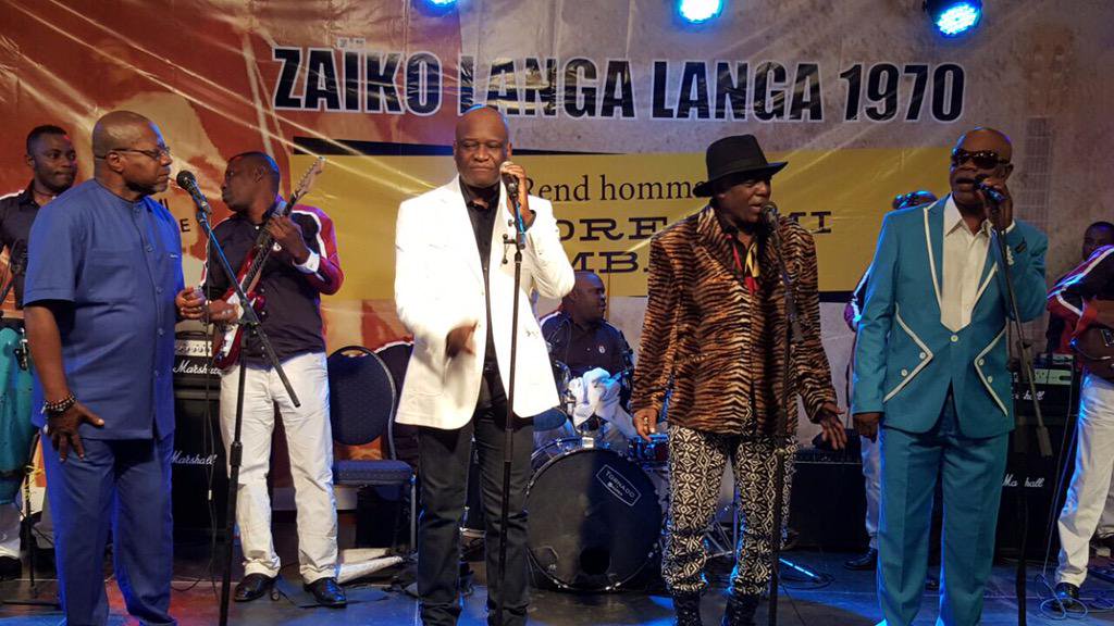 Jossart Nyoka Longo, en compagnie des ex-chanteurs de Zaïko Langa Langa, Papa Wemba, Evoloko, Bozi Boziana.