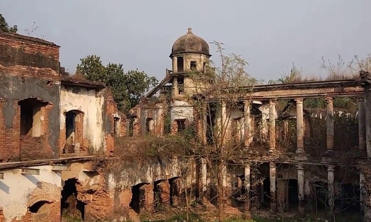 The call is intended to see how participants respond to the diverse ruins of Dubolhati Palace in Bangladesh.