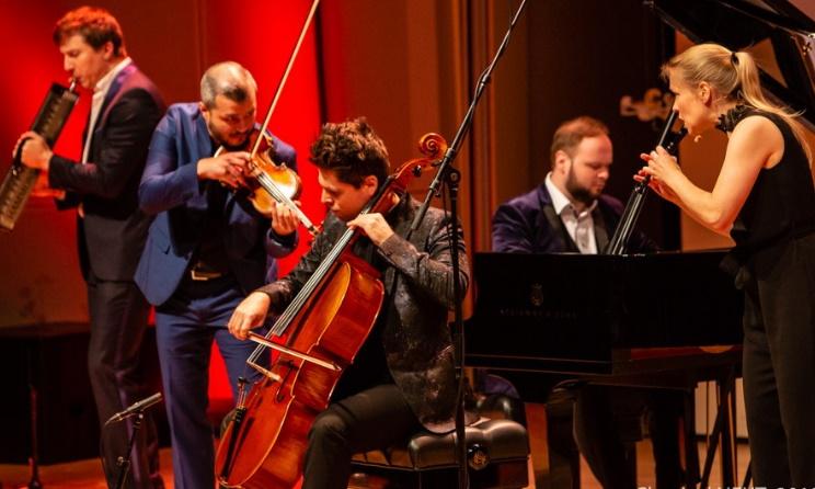 Le groupe allemand Spark The Classical Band sur scène lors de l'événement Classical: NEXT en mai ( Photo) : Eric van Nieuwland