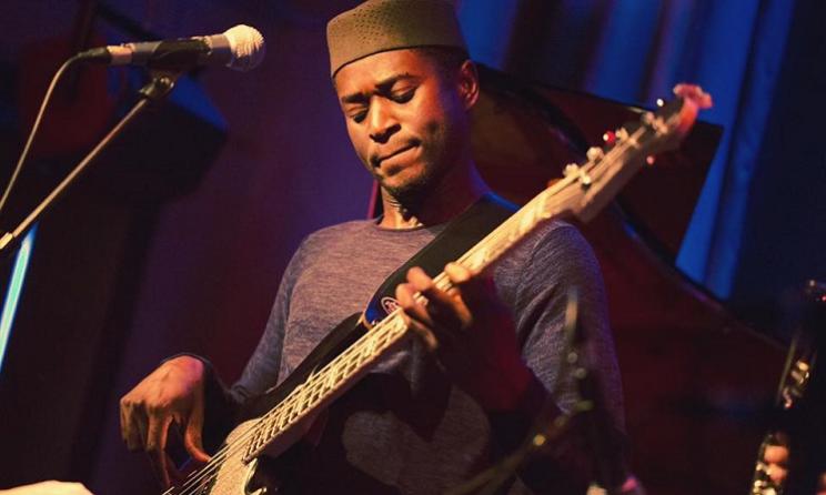 Alune Wade est l’un des artistes proéminents de la scène jazz sénégalaise et africaine. (Photo) : Facebook Officiel.