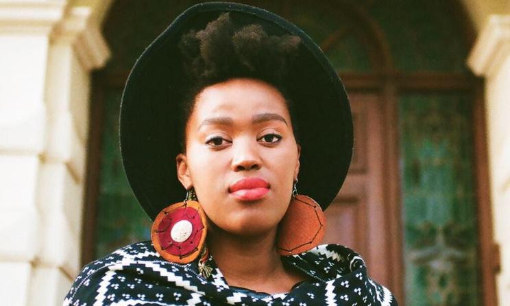 L'appel est ouvert à toutes les disciplines artistiques et à tous les artistes du monde entier (Photo) : la chanteuse sud-africaine Msaki