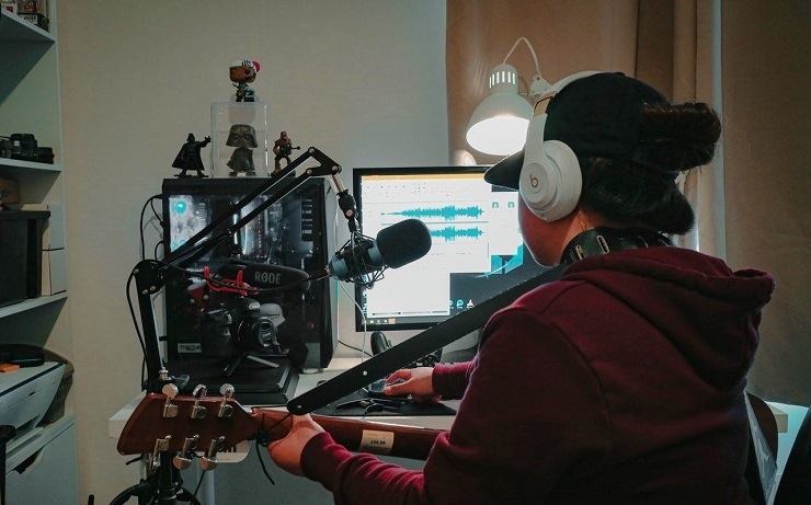 Les créateurs sont encouragés à postuler au programme d'aide de la Sacem. (Photo) : Arianne Cresta Corpuz/Pexels.