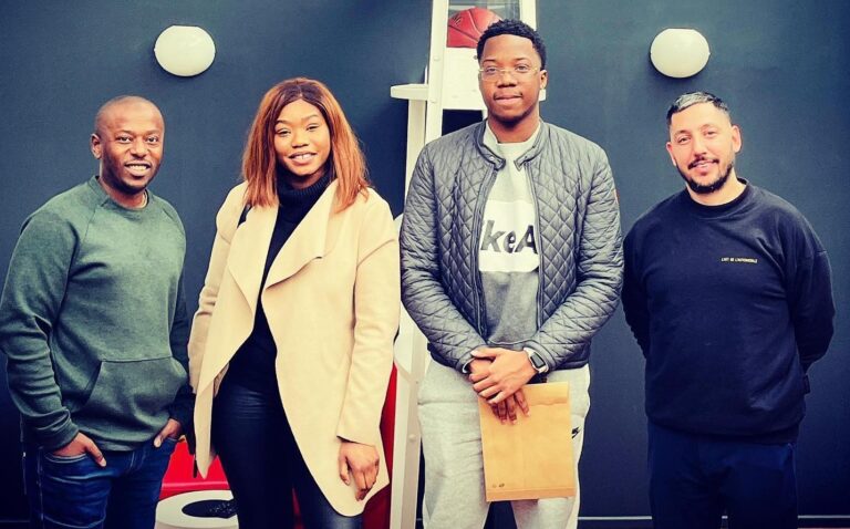 Signature de la chanteuse Mya D chez E.47 Records.