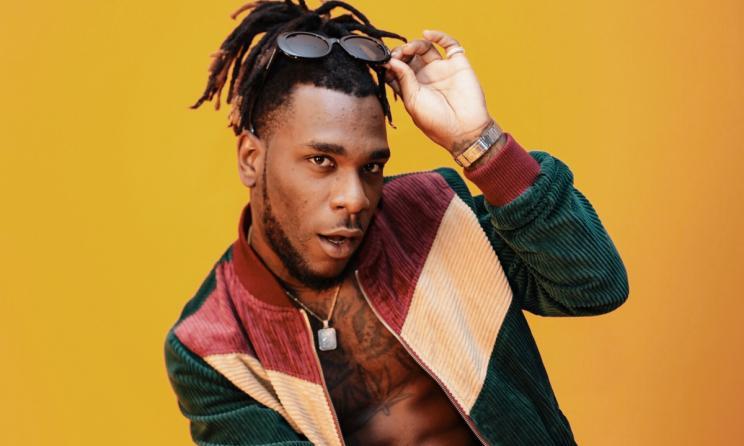 Burna Boy figure sur la liste de lecture Afrobeats Arena de Music In Africa sur Spotify.