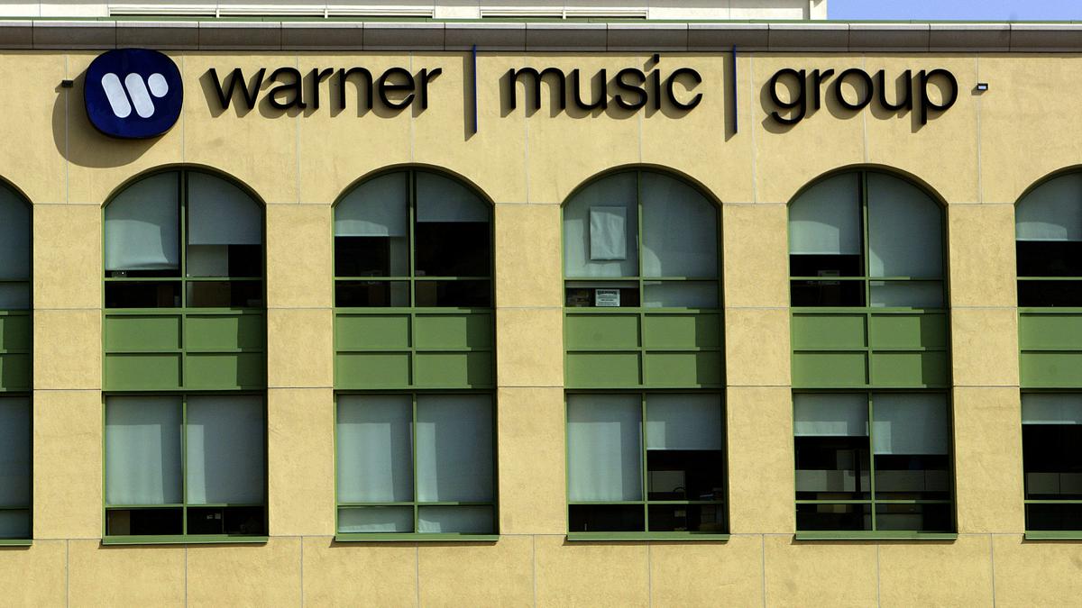 (Photo) : Warner Music France recrute un(e) assistant(e) directeur général pour son label WEA.