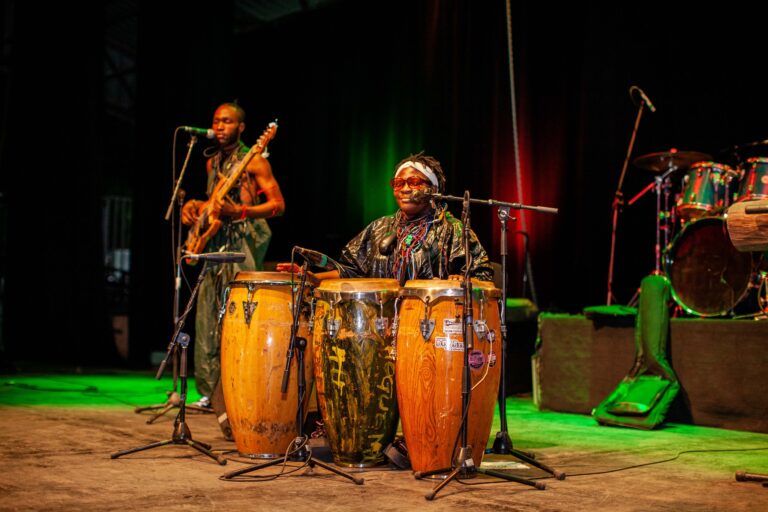 (Photo) : Foire des Arts Pluriels