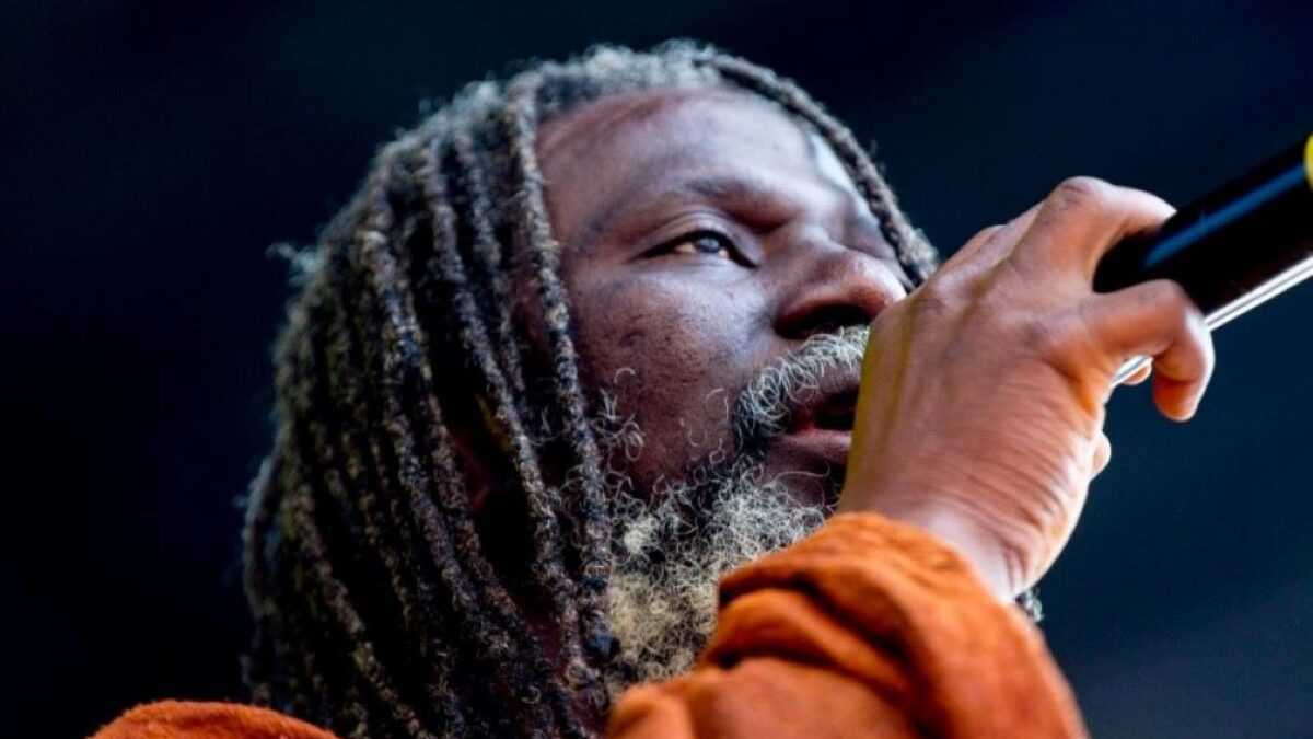 (Photo) : Tiken Jah Fakoly, pensionnaire de Wagram Music.