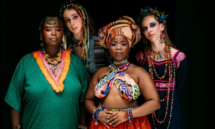 Zolani Mahola and The Feminine Force (Photo) : Gary van Wyk