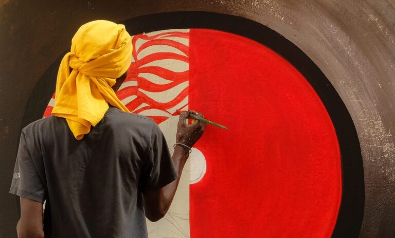 (Photo) : l'organisation Kër Thiossane reçoit au Sénégal, les candidatures pour le programme de résidences artistiques STARTS. Orgin'Art Photo.