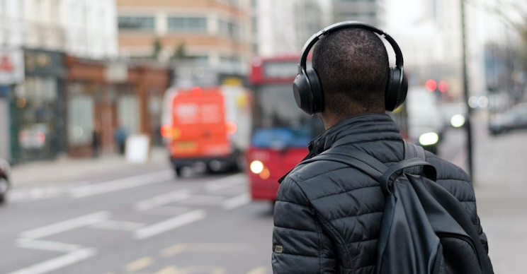 Universal Music Group (UMG) a annoncé des plans de licenciement pour certains de ses employés en 2024