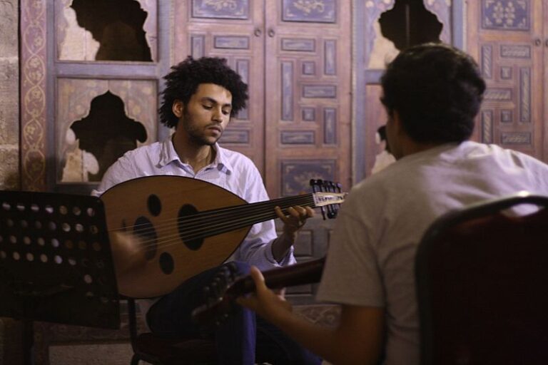 Oud class at Cairo's Beit el-Oud (House of Oud) ©