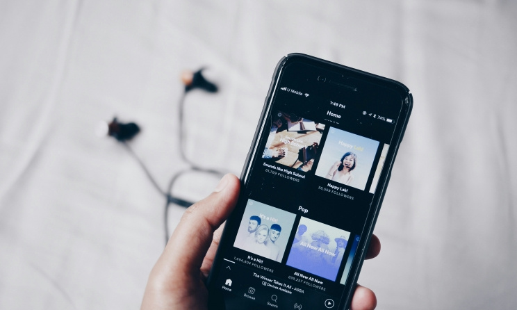 Spotify lance des playlists générées par l'IA pour les utilisateurs premium