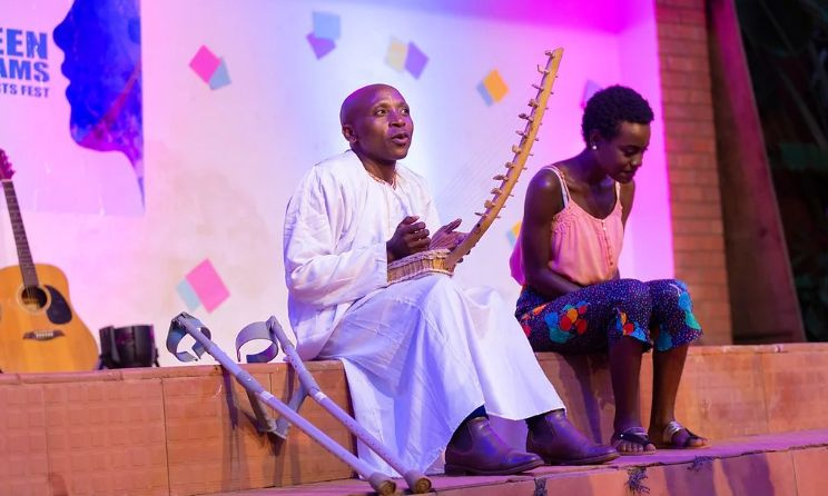 Cet appel s’adresse aux artistes et créatifs vivant et travaillant sur le continent africain.